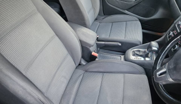 2010 Volkswagen golf 2.0lt tsi automatic hatch easy second chance finance10.jpg